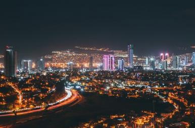mậu binh trực tuyến 8Day